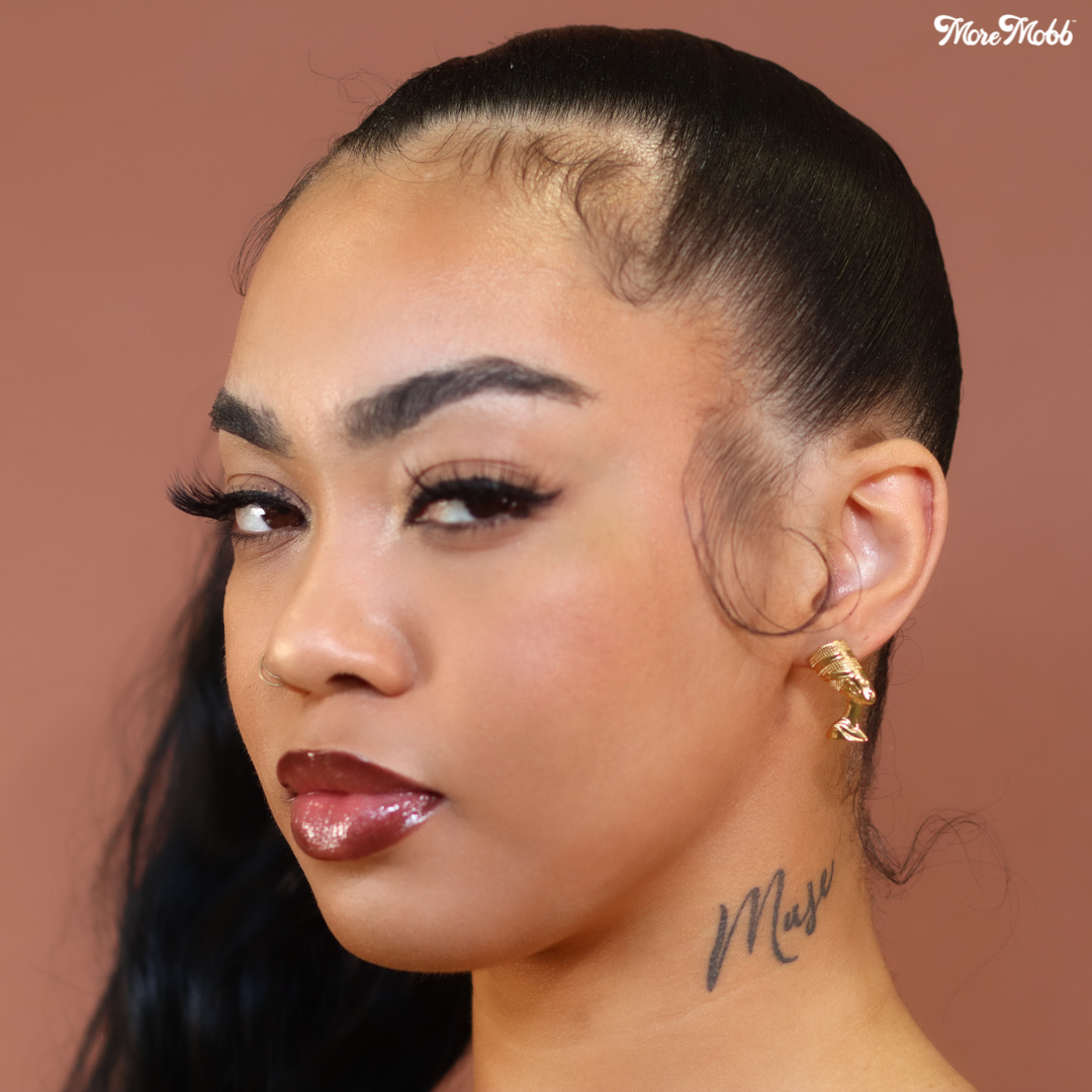 NEFERTITI STUD EARRINGS - GOLD