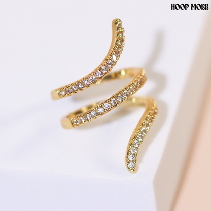 DIAMONDS DANCING RING - GOLD