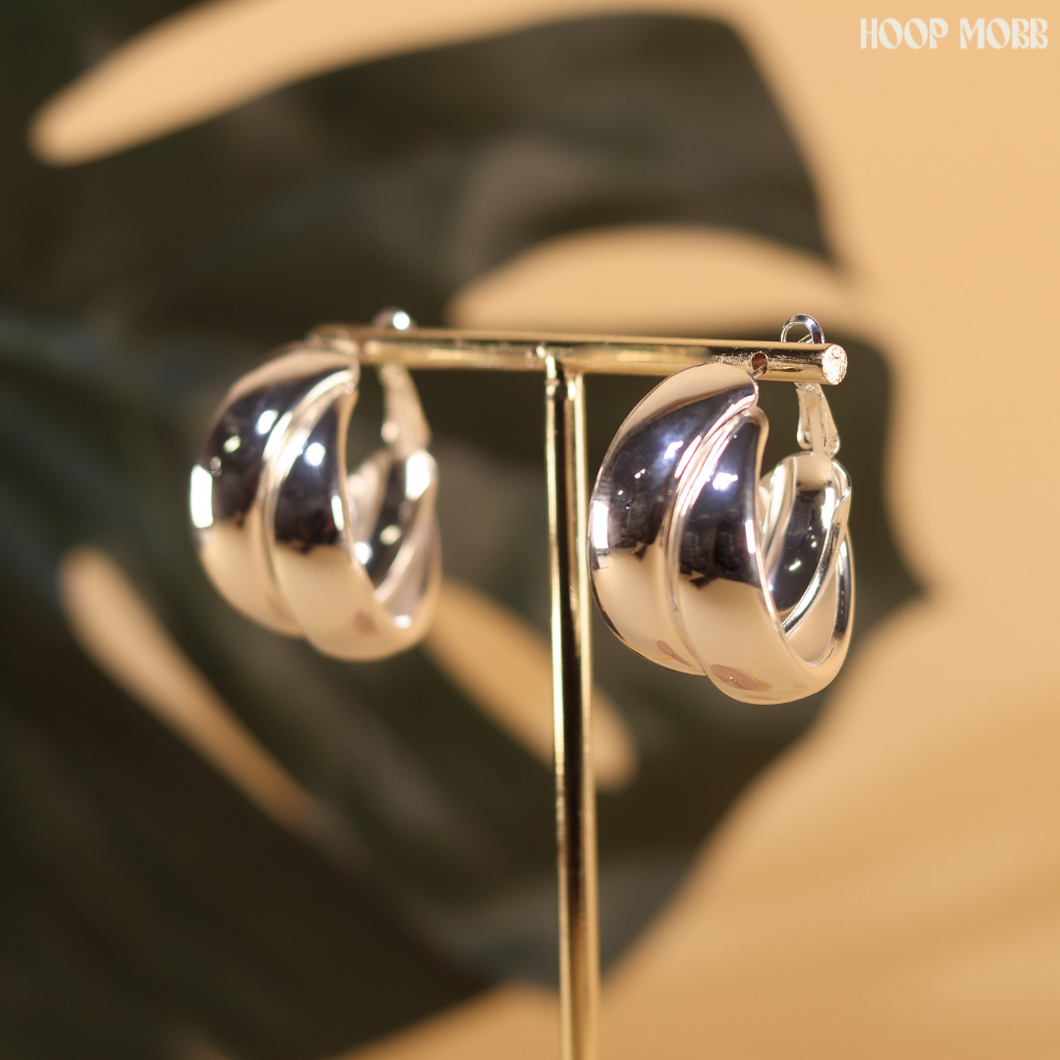 DOUBLE SILVER HOOPS