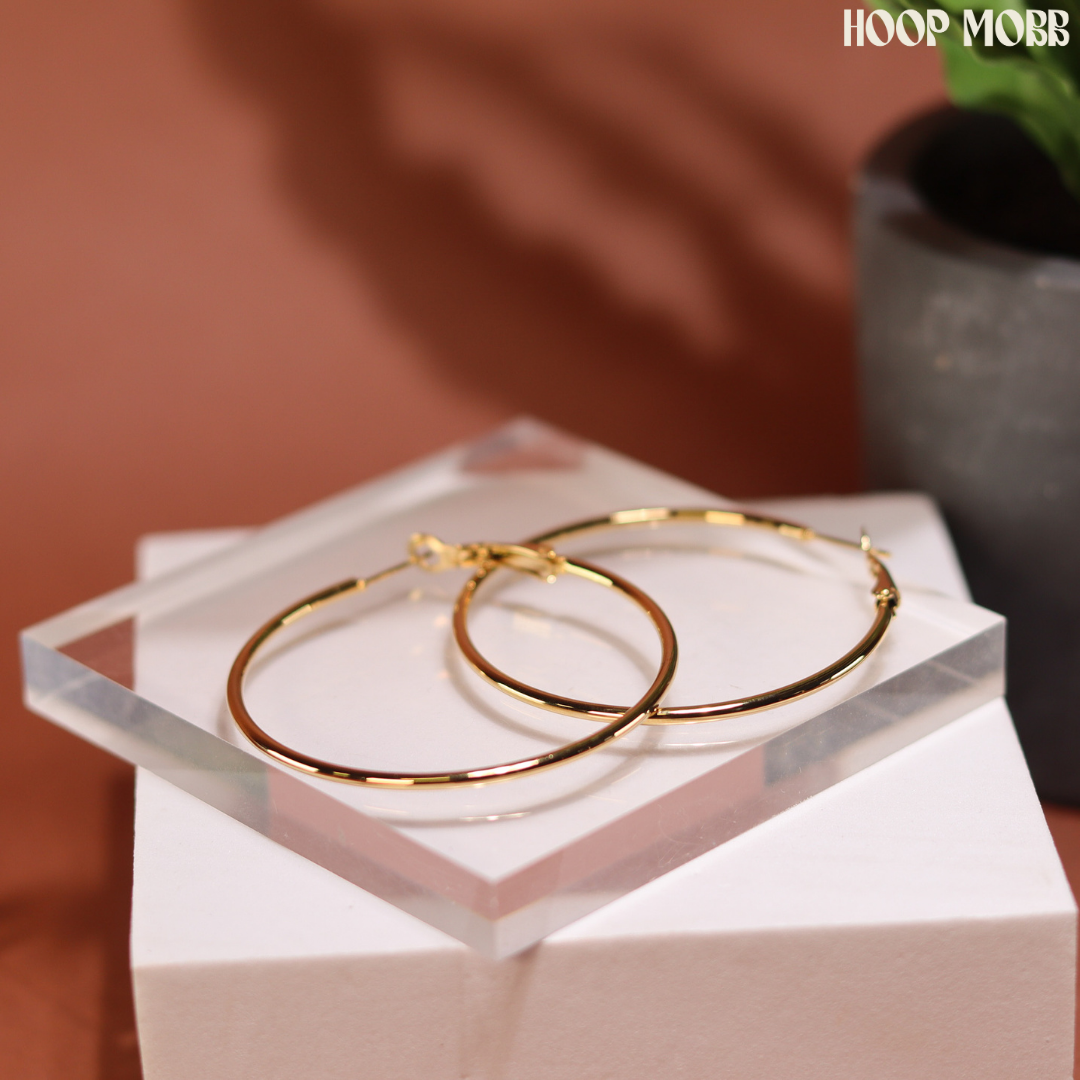 PLAIN JANE HOOPS - GOLD/MEDIUM