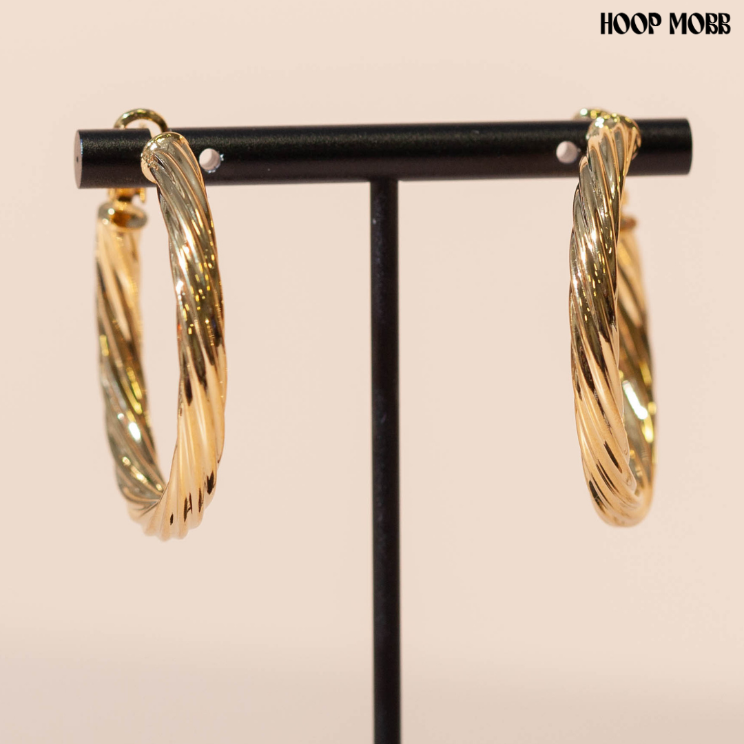 STUNNER HOOPS - GOLD