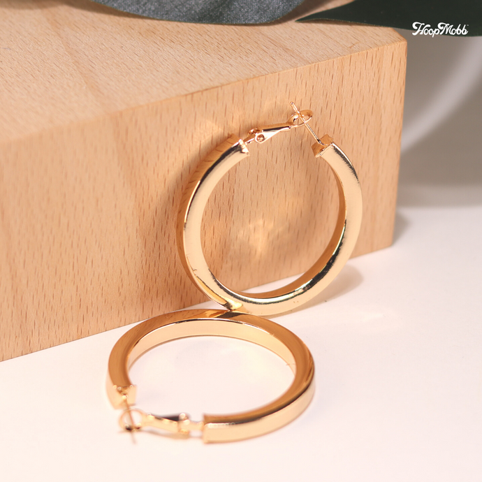 SQUARED OFF HOOPS - GOLD