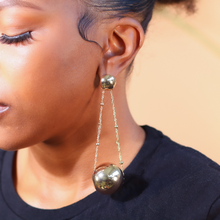 Load image into Gallery viewer, POWER BALL EARRINGS - GOLD